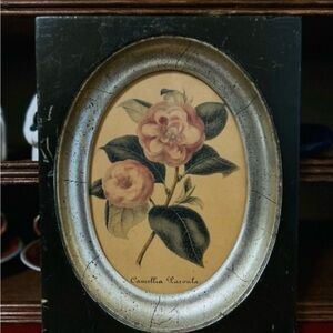 Vintage Floral Oval Wall Art